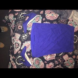 Matching high waisted skirt and heels